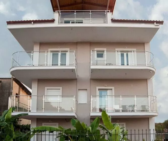 Majatalo Vanessa's Rooms & Apartments