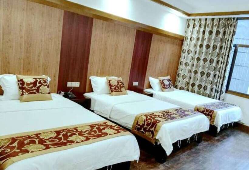 Qijiayi Theme Hostel No.2 Shop