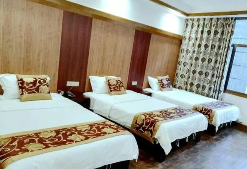 Qijiayi Theme Hostel No.2 Shop