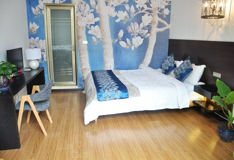 Dali Five Elements Hostel