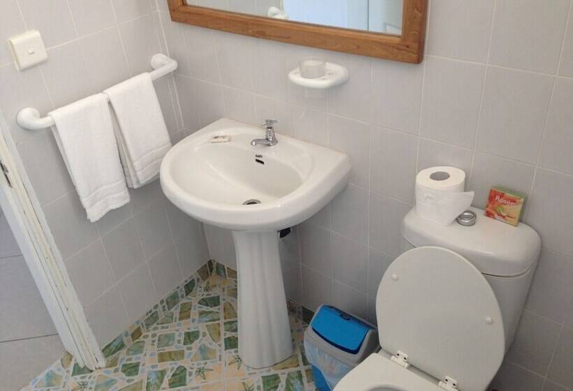 Hostal Oasis Vacances