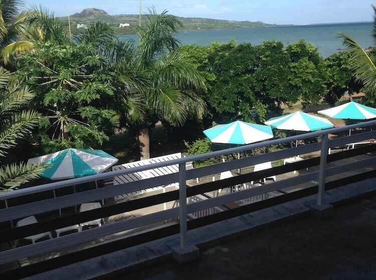 Hostal Oasis Vacances