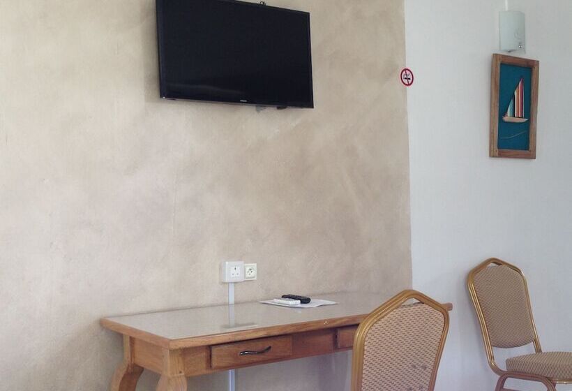 Hostal Oasis Vacances