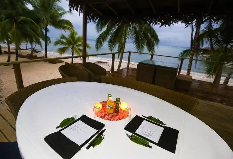 Hotelli Azul Paradise Resort