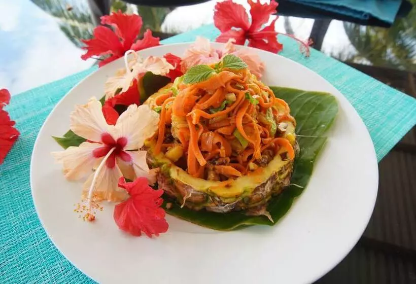 Hotelli Azul Paradise Resort