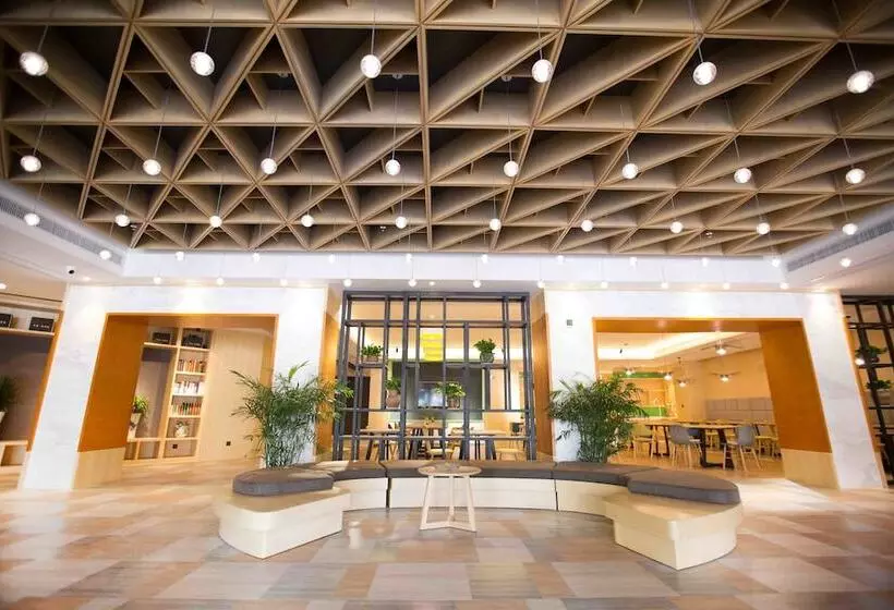 ホテル Ibis Styles Jingdezhen Cidu Avenue