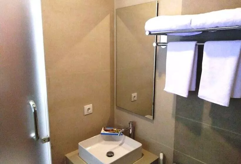 Hotelli Java Village Resort