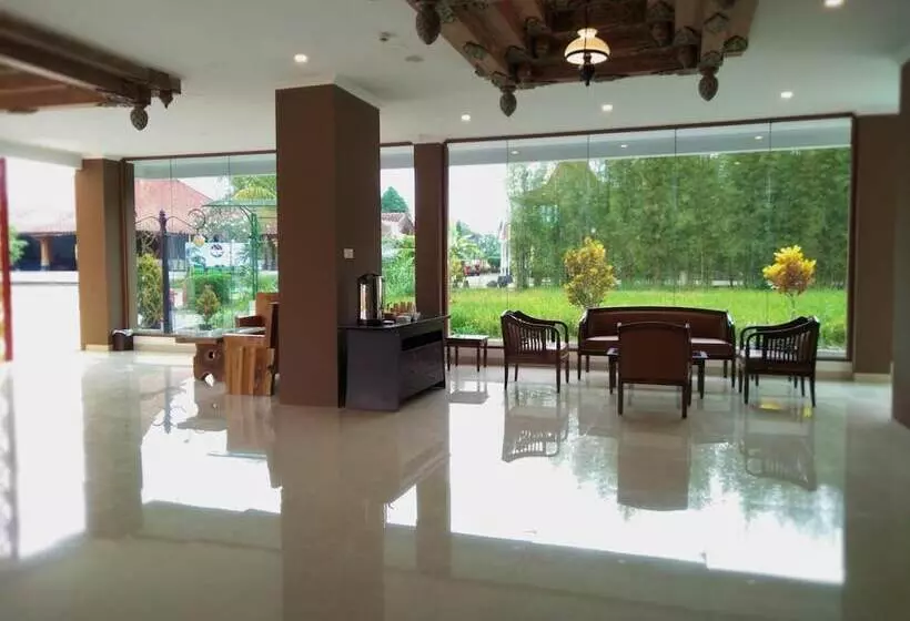 Hotelli Java Village Resort