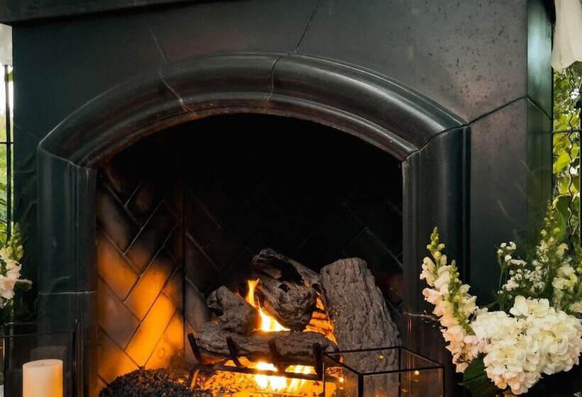 فندق Maxwell Mansion