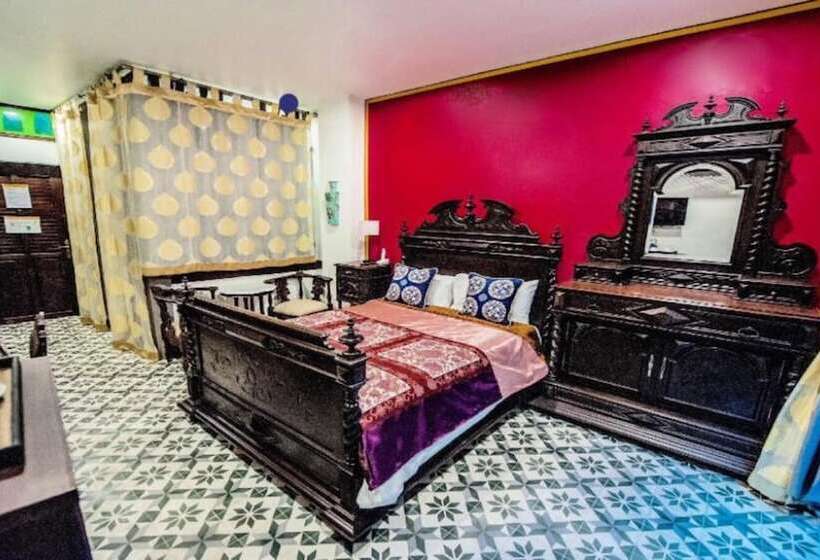 בית מלון כפרי สงขลาแต่แรก แอนทีค โฮเท็ล Songkhla Tae Raek Antique