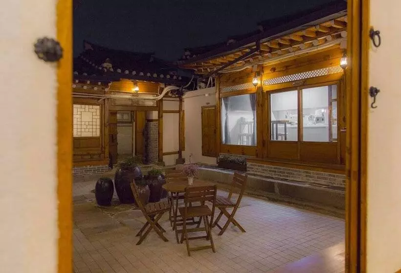 پانسیون Stay256 Hanok Guesthouse