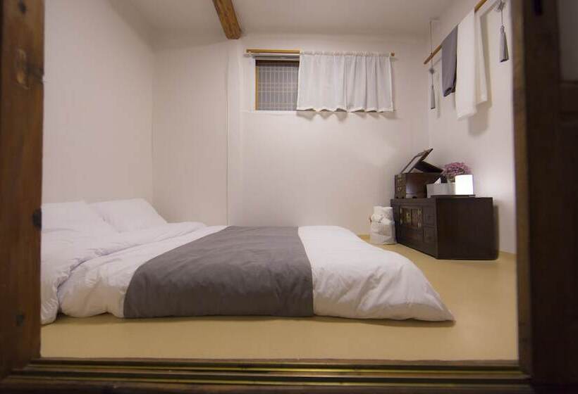 پانسیون Stay256 Hanok Guesthouse