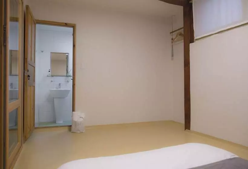 پانسیون Stay256 Hanok Guesthouse