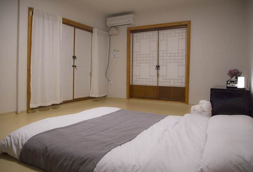 پانسیون Stay256 Hanok Guesthouse