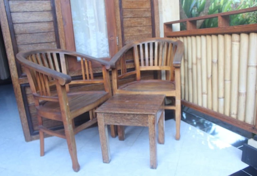 پانسیون Surya Home Stay