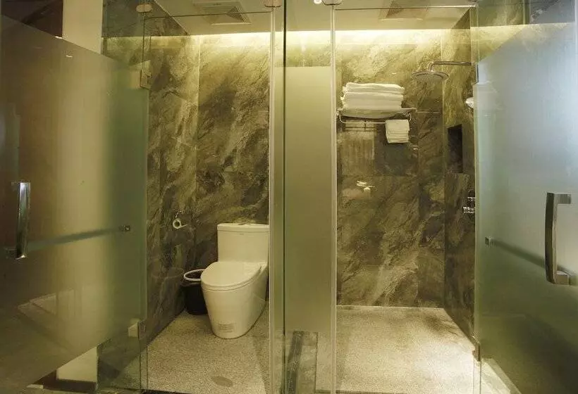 Hotelli 張家界武陵源北岸輕奢客棧 森林公園店