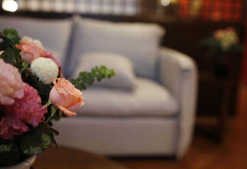 Отель 張家界武陵源北岸輕奢客棧 森林公園店