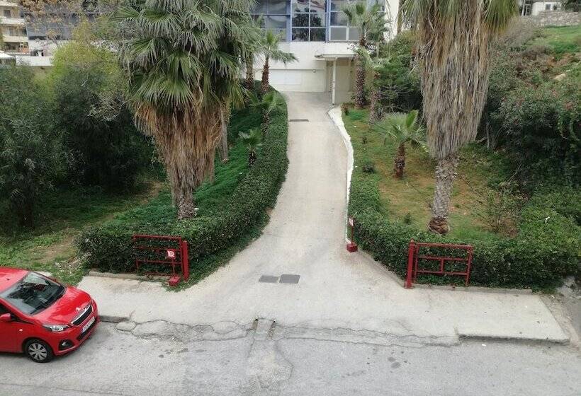 Alexiou Apartments Blue