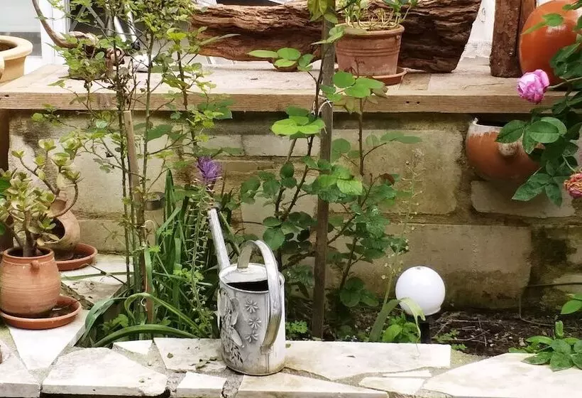 Alexiou Apartments Blue