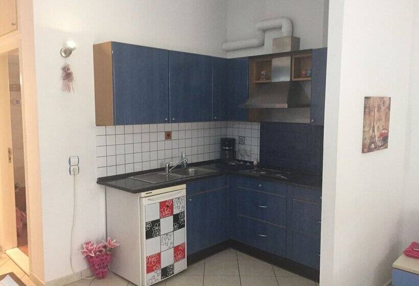 Alexiou Apartments Blue