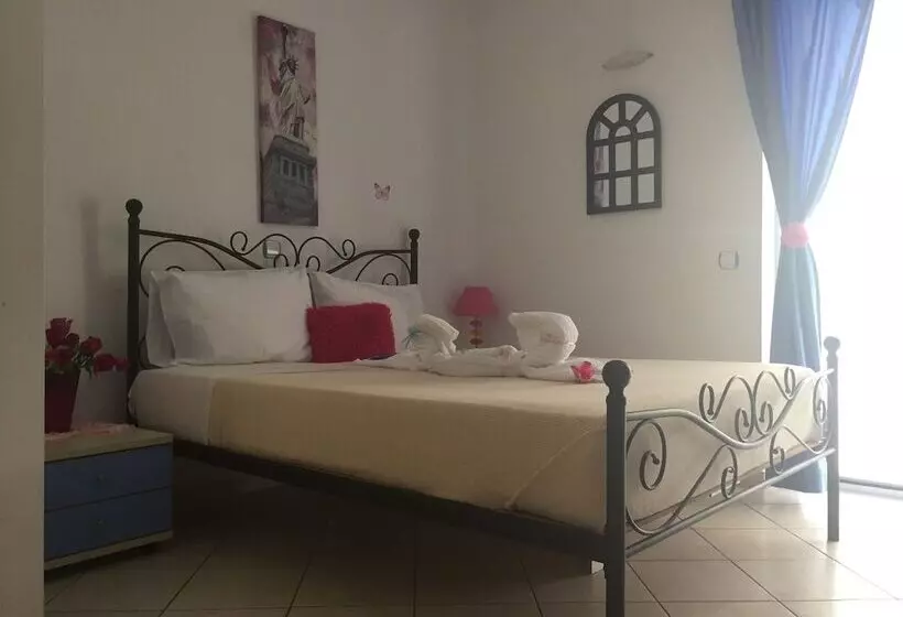 Alexiou Apartments Blue