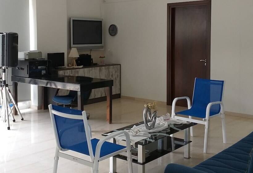Alexiou Apartments Blue