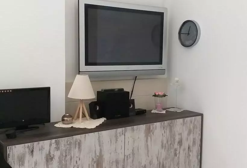 Alexiou Apartments Blue