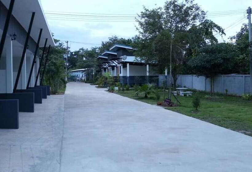 Отель Ban Ninja Resort