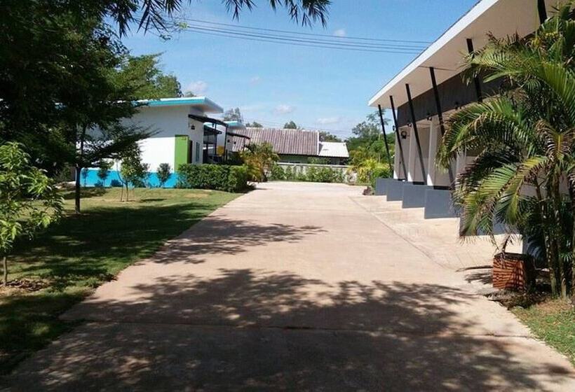 Отель Ban Ninja Resort