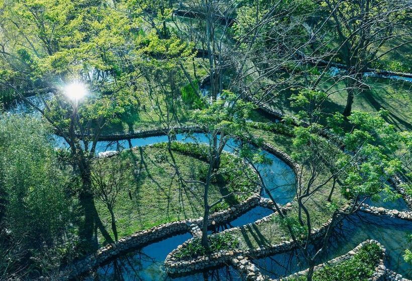 هتل Hoshinoya Guguan