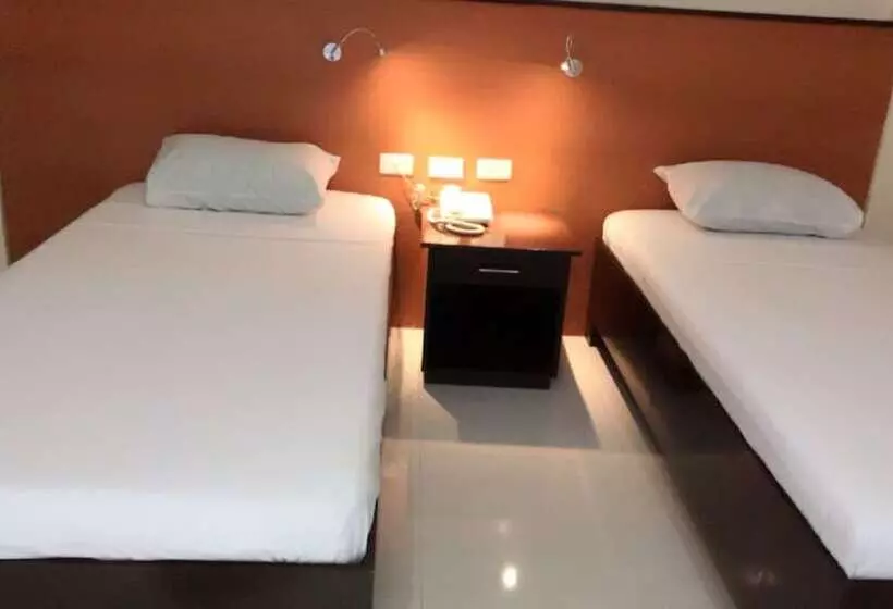 Hotelli Krishatel Leisure Inn