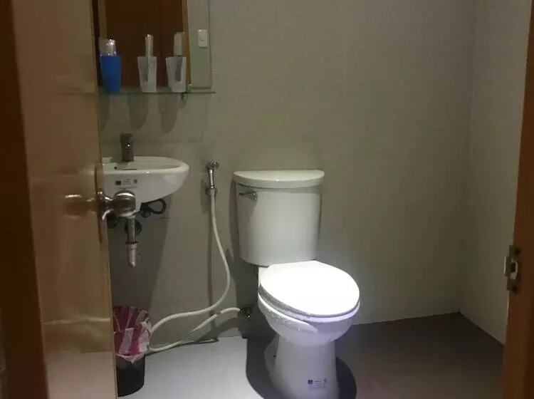 Hotelli Krishatel Leisure Inn