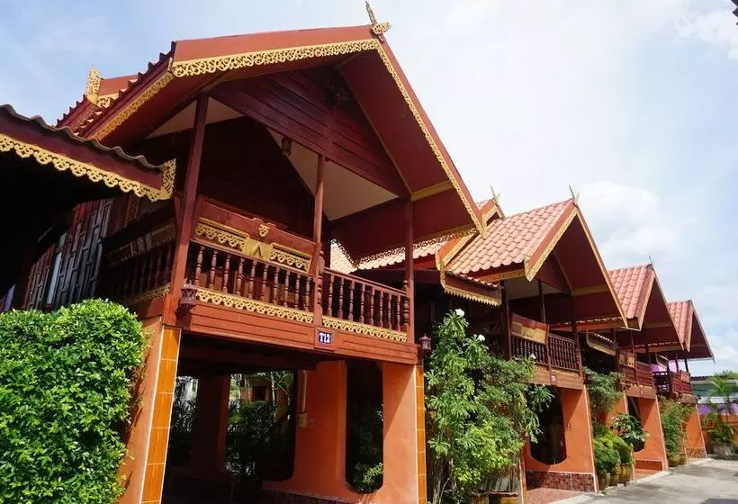 هتل Ruean Mai Chaylay Songkhla