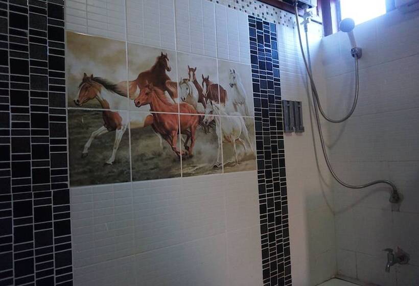 בית מלון כפרי Ruean Mai Chaylay Songkhla