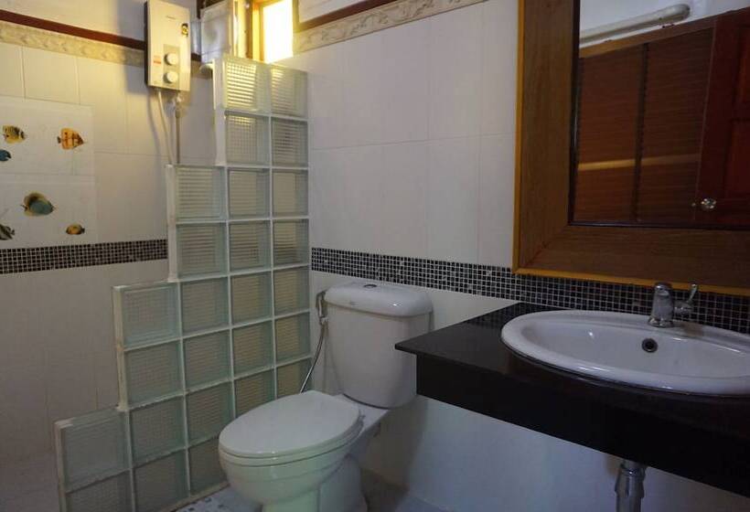 בית מלון כפרי Ruean Mai Chaylay Songkhla