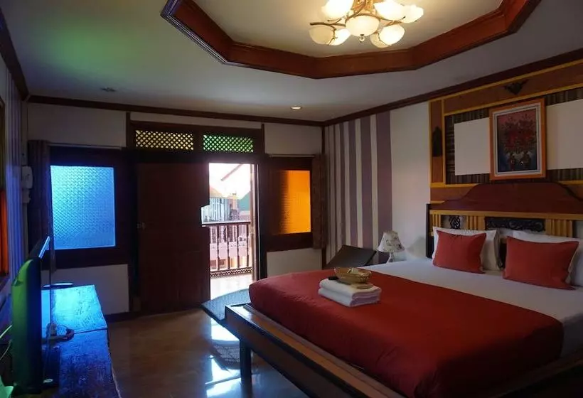 هتل Ruean Mai Chaylay Songkhla