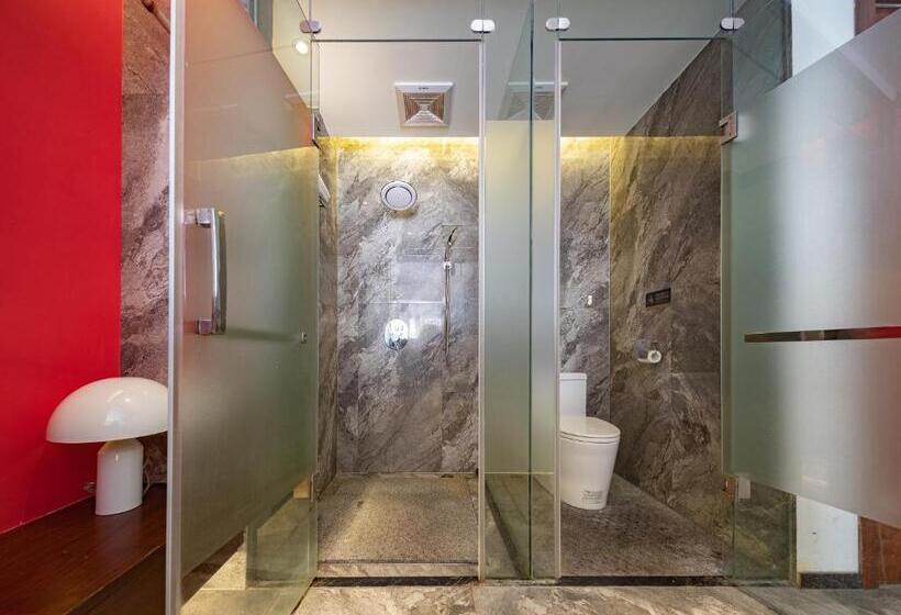 Отель 張家界武陵源北岸輕奢客棧 森林公園店