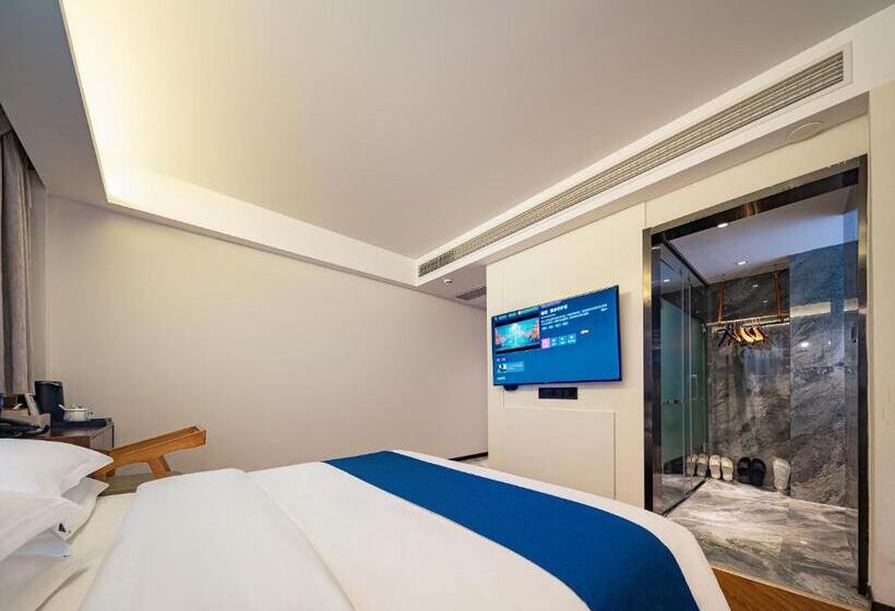 Отель 張家界武陵源北岸輕奢客棧 森林公園店