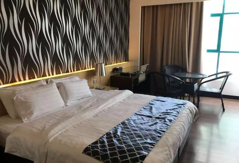 New World Express Motel