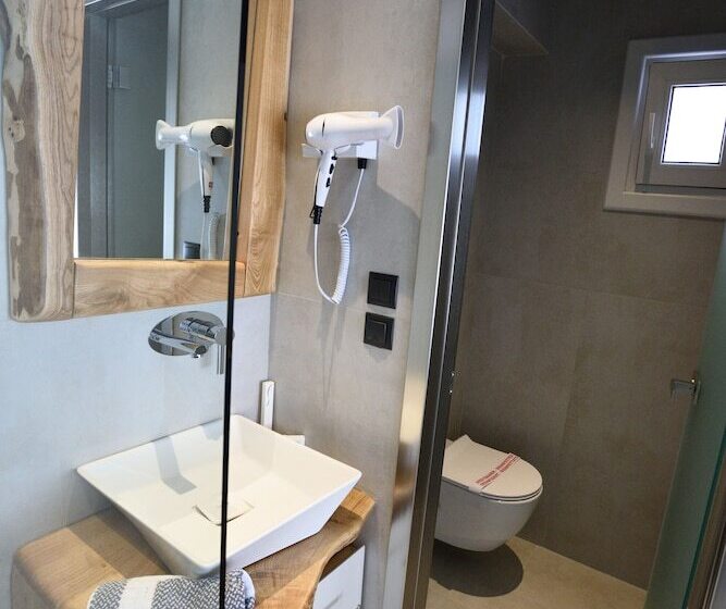 Pensió Magnifique Luxury Suites