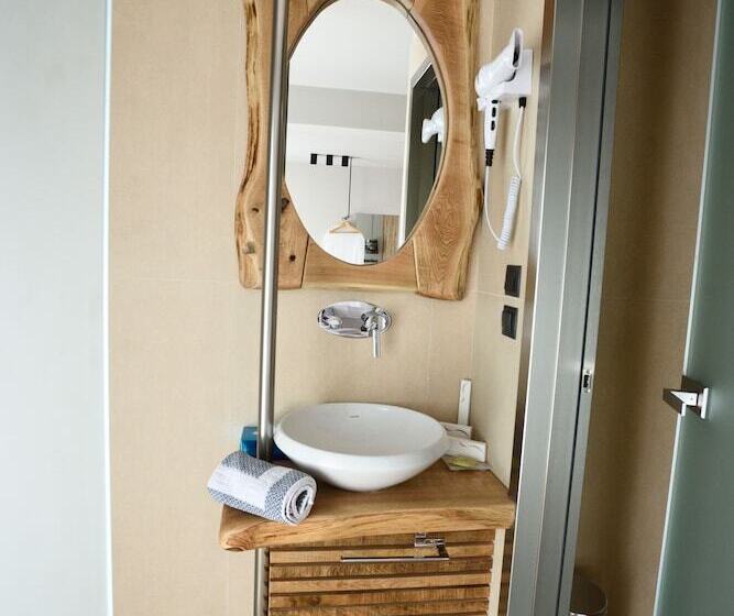 Pensió Magnifique Luxury Suites