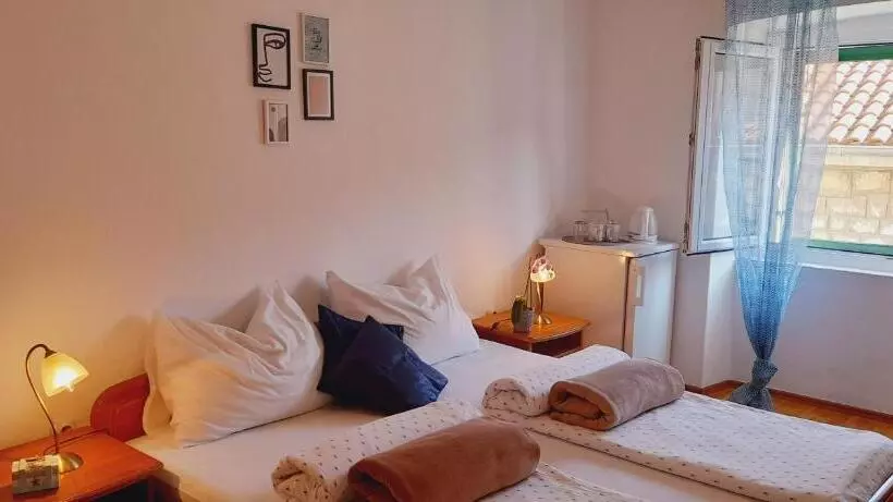 پانسیون Pansion Ivan & Ivana