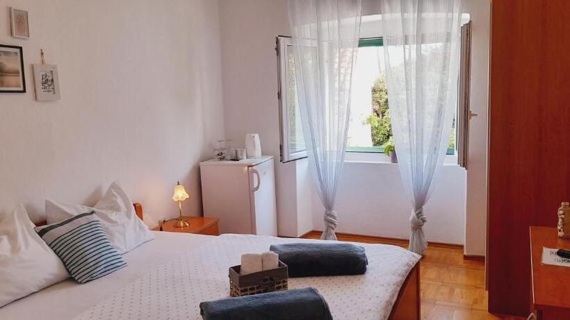 پانسیون Pansion Ivan & Ivana