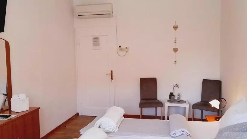 پانسیون Pansion Ivan & Ivana