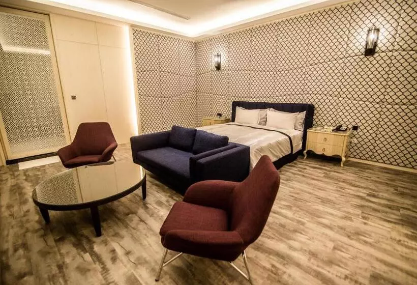 تختخواب و صبحانه Kumotsuki Motel