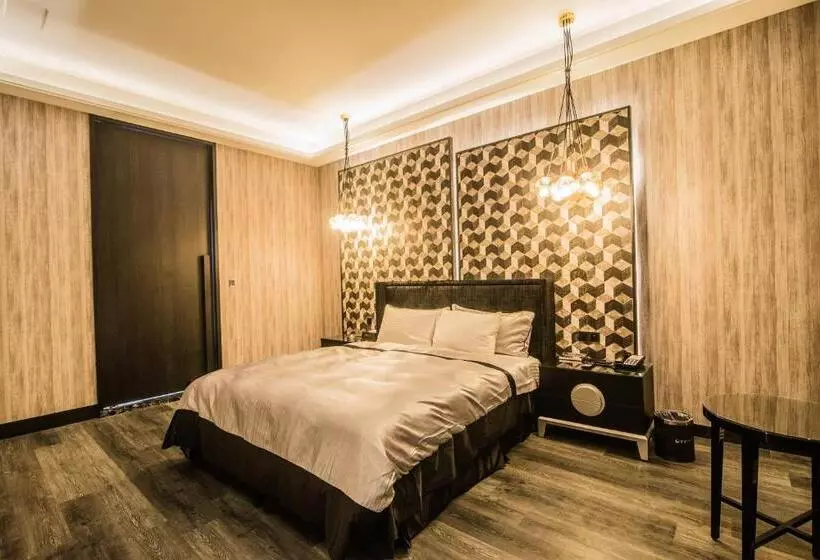 تختخواب و صبحانه Kumotsuki Motel