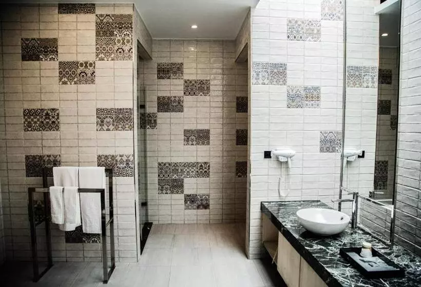 تختخواب و صبحانه Kumotsuki Motel