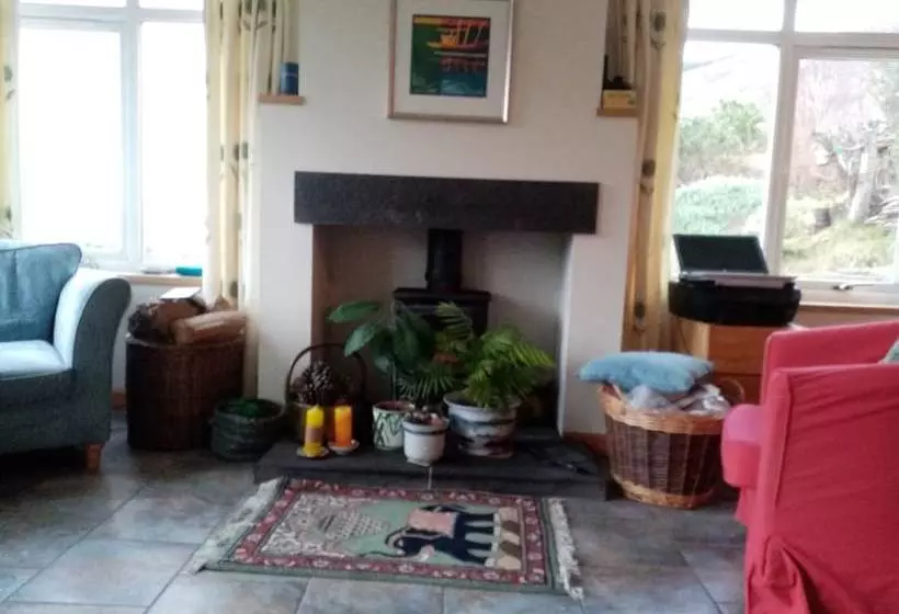 Broomview Cottage Bed & Breakfast