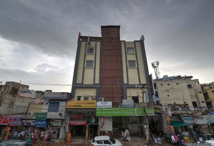 Capital O 16970 Hotel Mahal