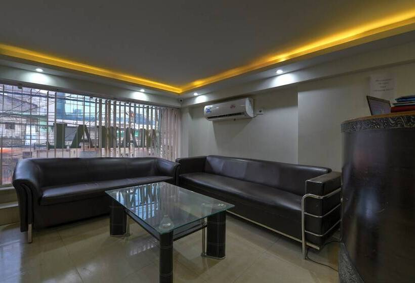 Capital O 16970 Hotel Mahal